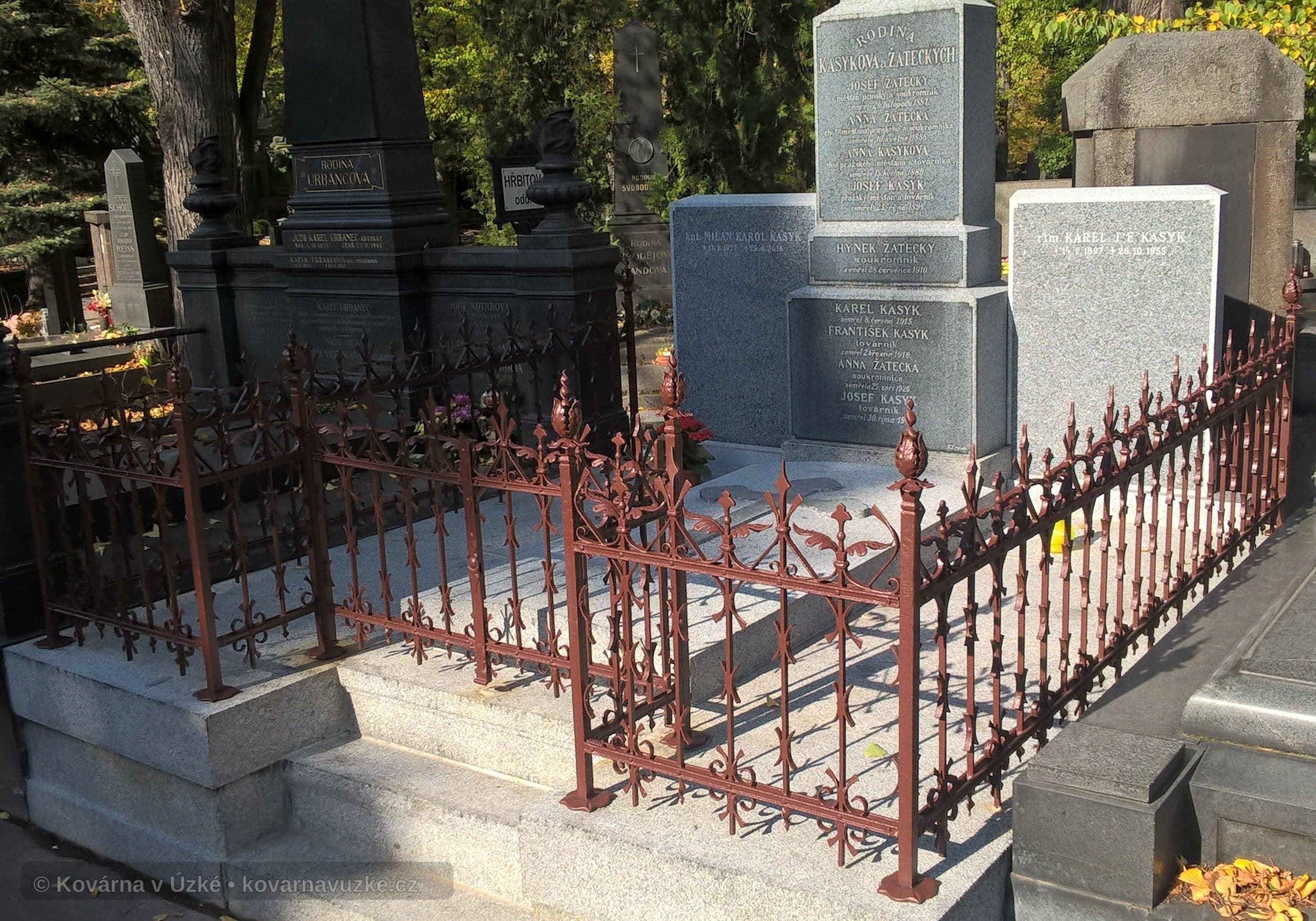Kovaný plot